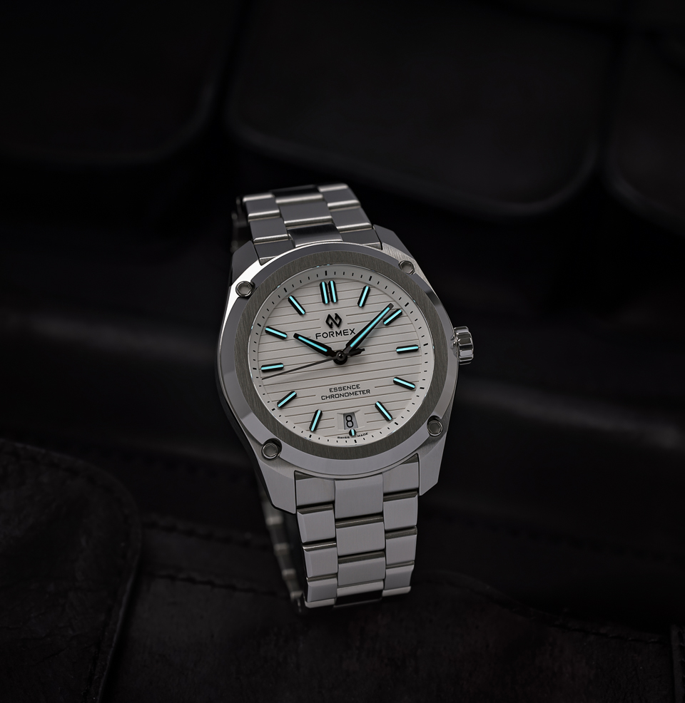 Essence ThirtyNine Automatic Chronometer Predominantly Brushed Finish