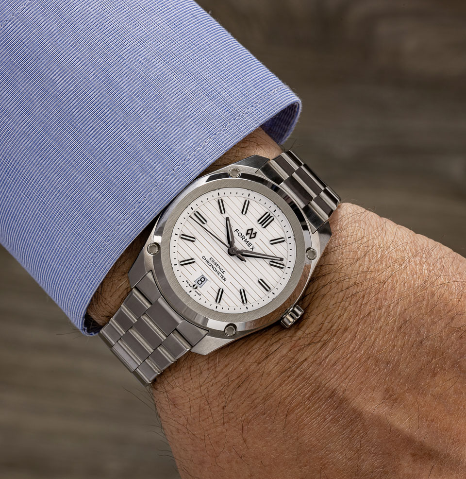 Essence ThirtyNine Automatic Chronometer Compact Stainless Steel Case