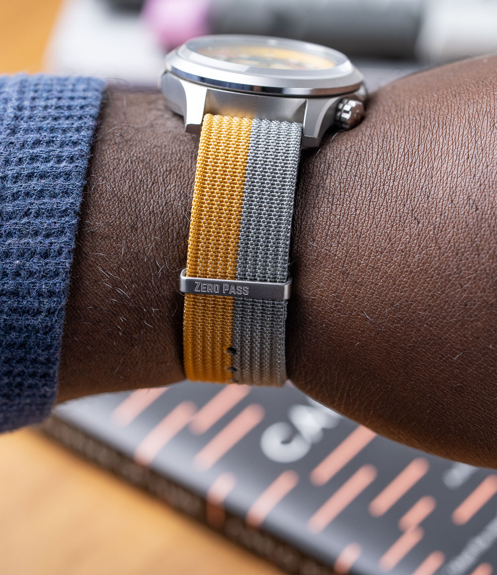 Mustard Grey Zero-Pass Ribbed Nylon Strap