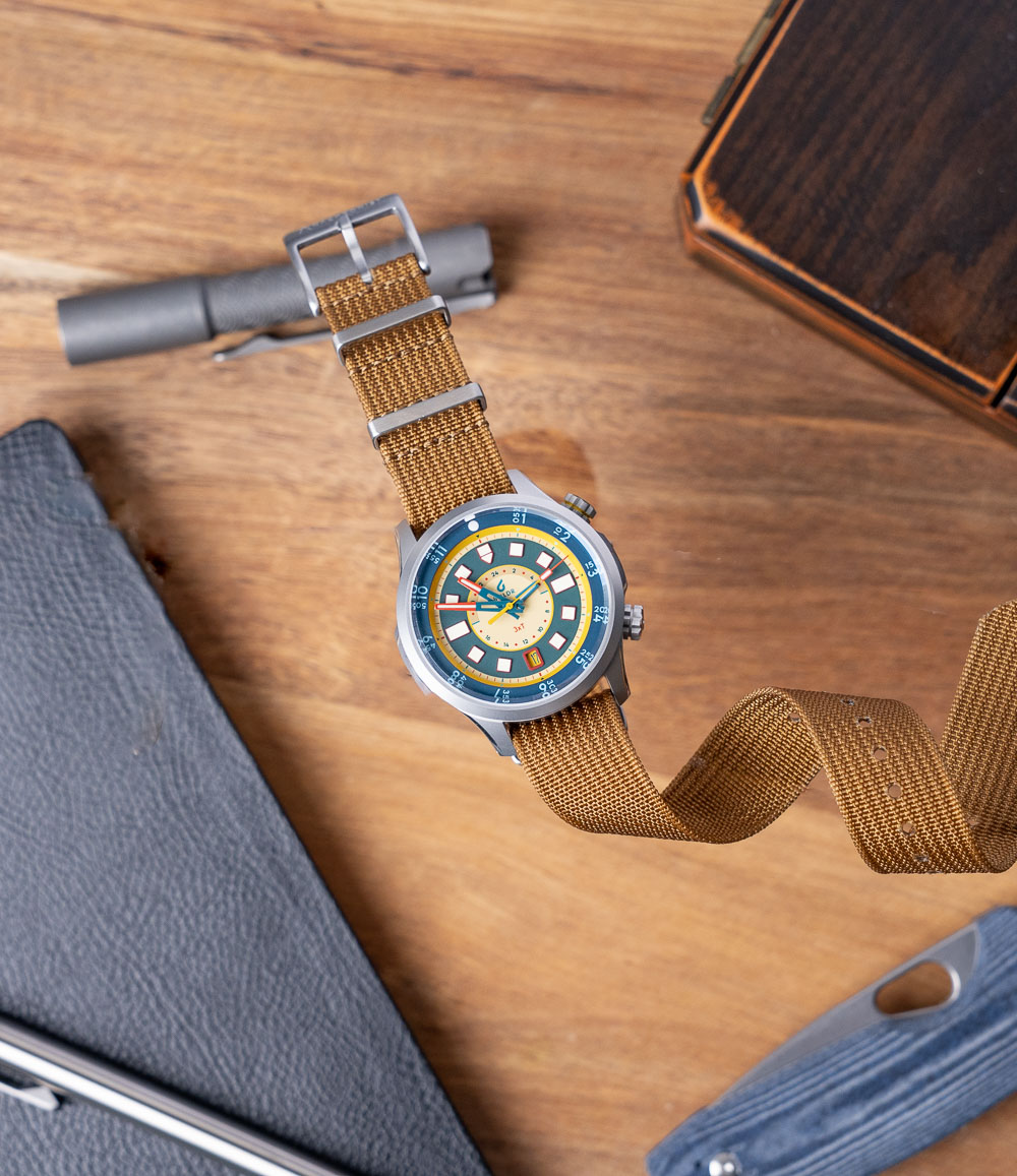 Coffee Zero-Pass Ribbed Nylon Strap