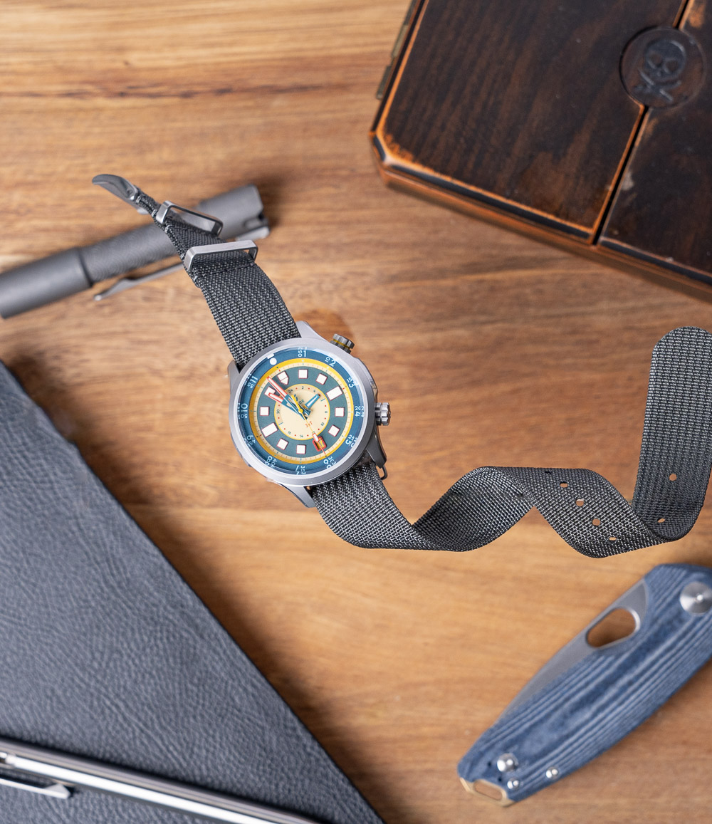 Steel Grey Zero-Pass Ribbed Nylon Strap