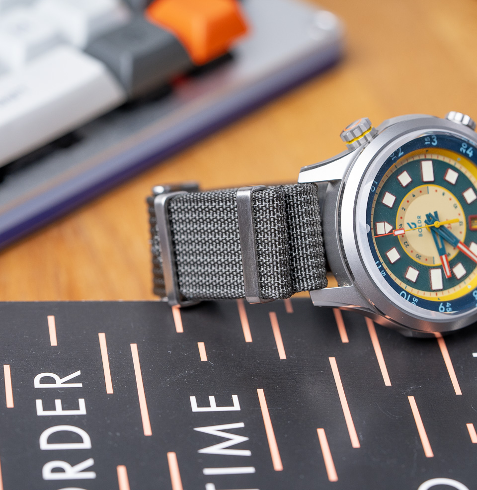 Steel Grey Zero-Pass Ribbed Nylon Strap Stainless Steel Hardware