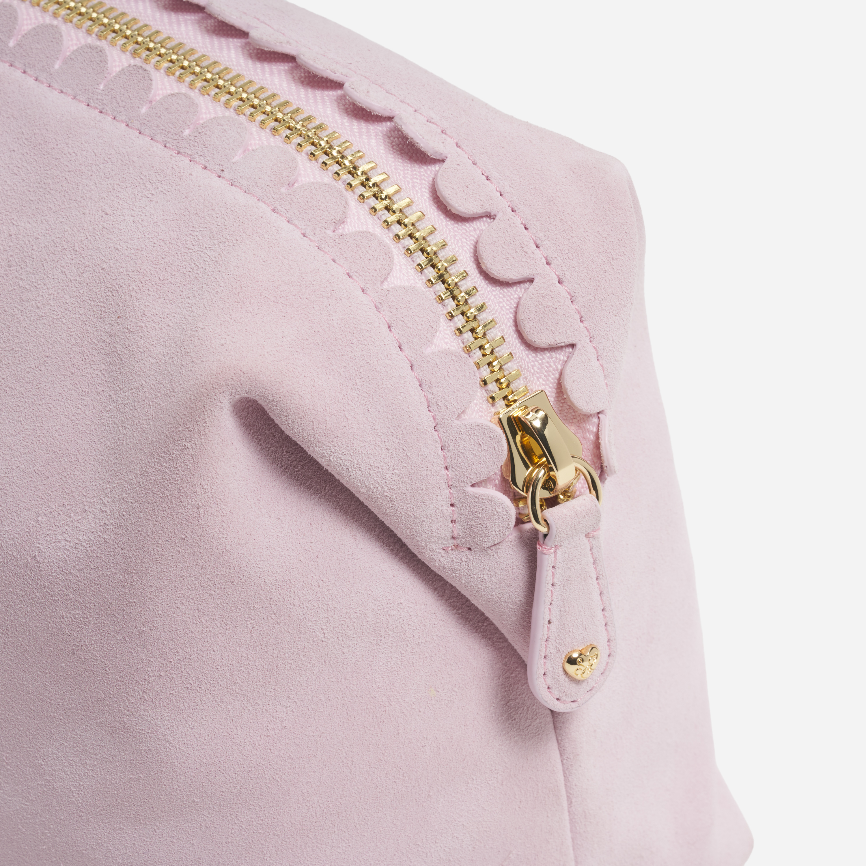 Henrietta Pouch 26