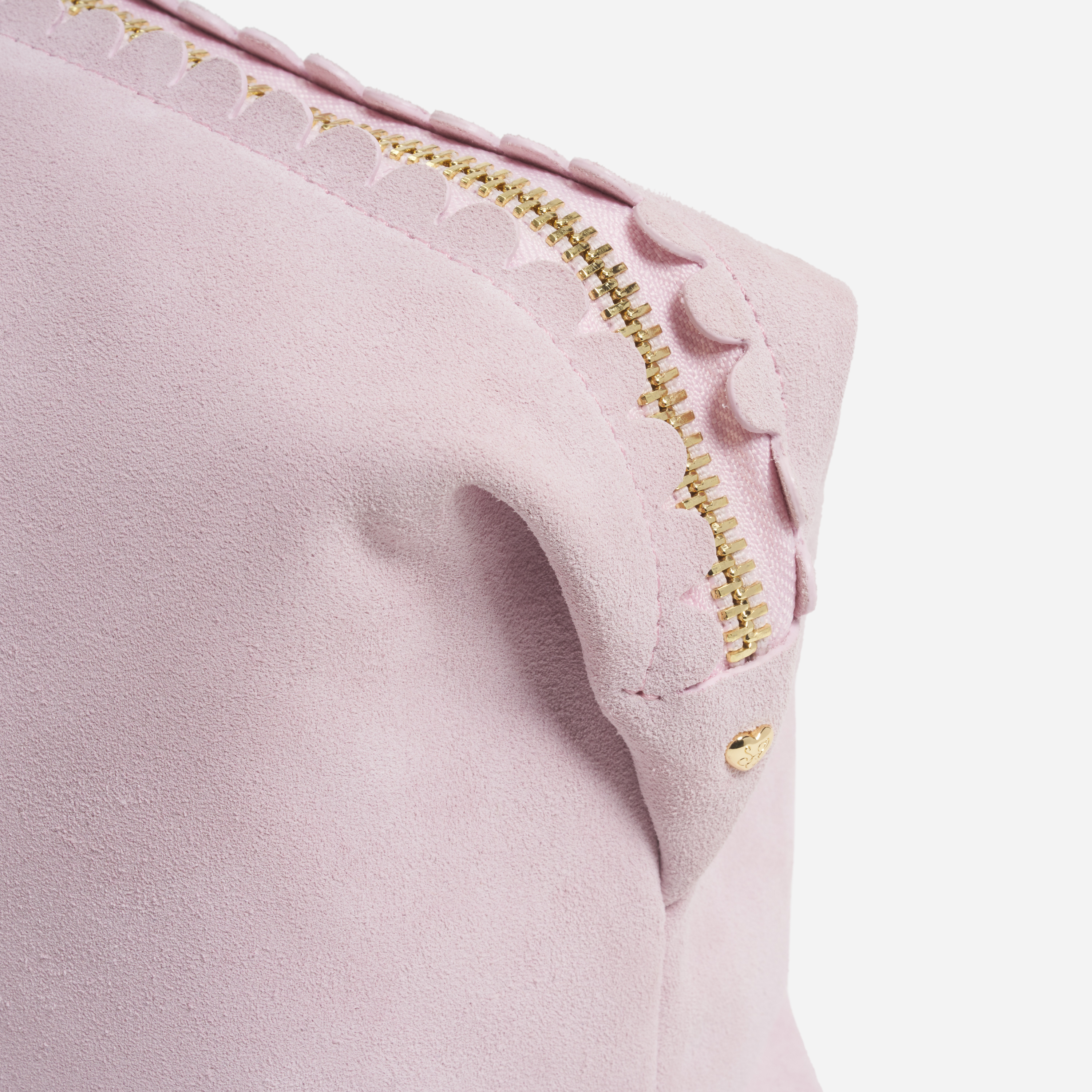 Henrietta Pouch 26