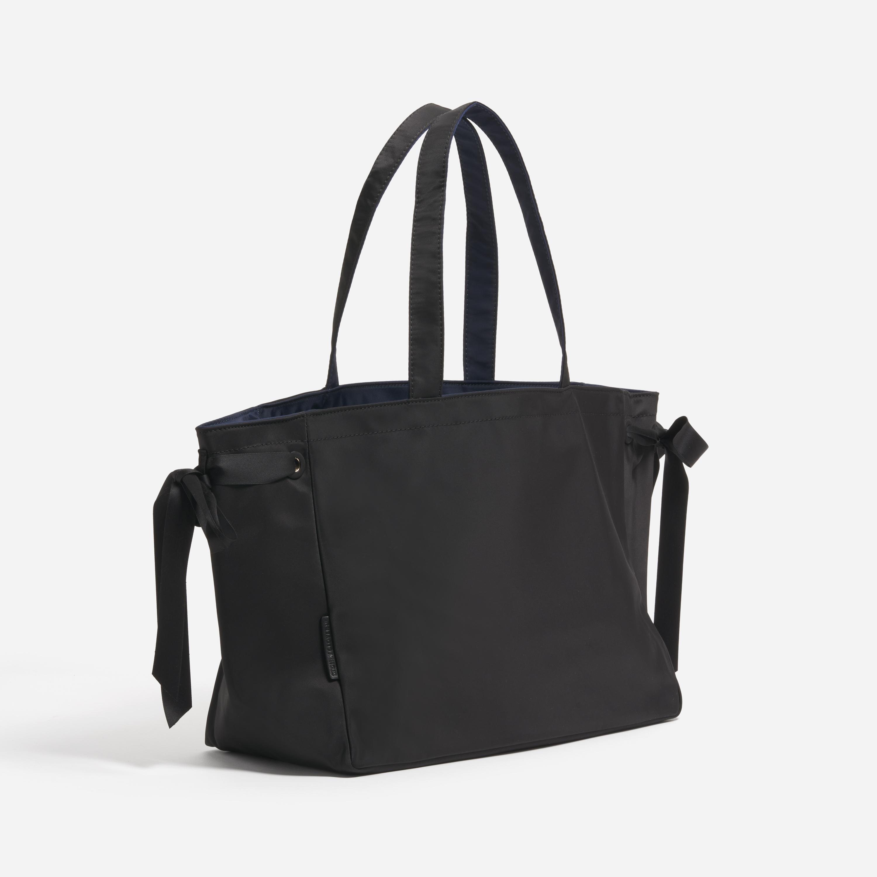 Medium Bow Everything Tote