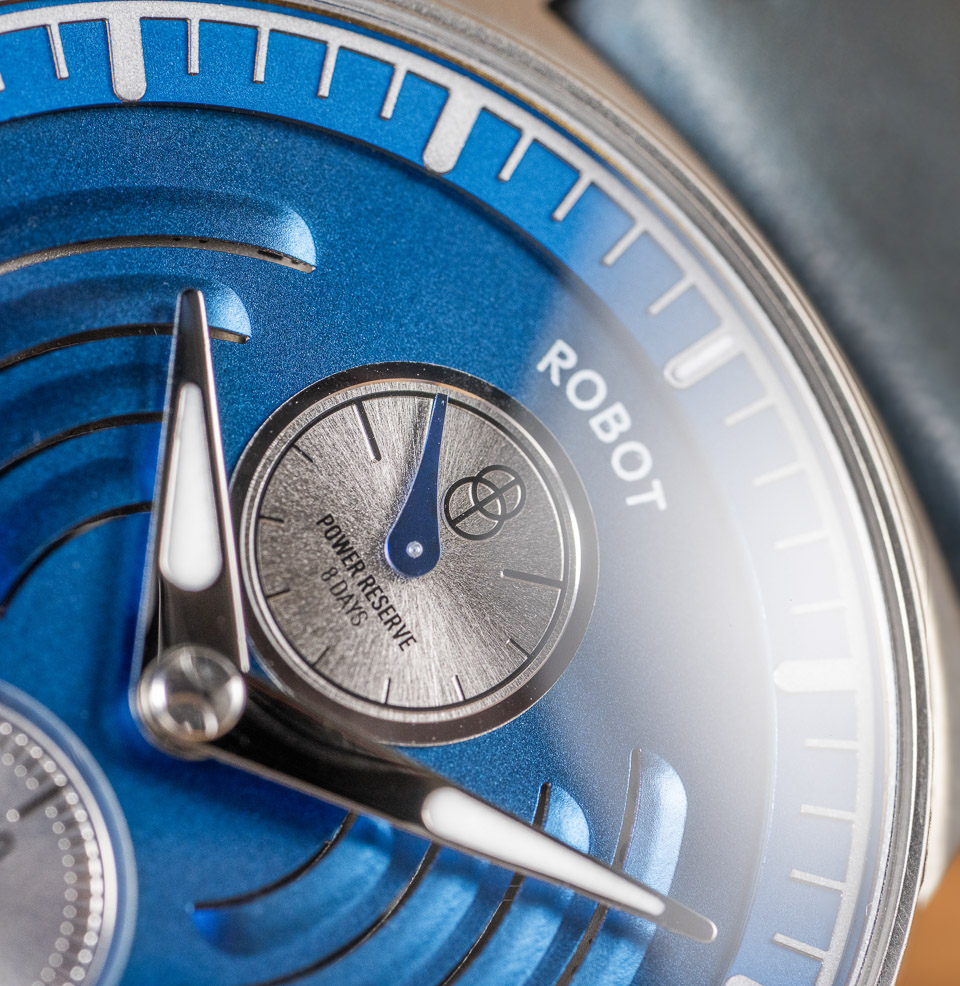 AERODYNAMIC 8 Days of Power Reserve