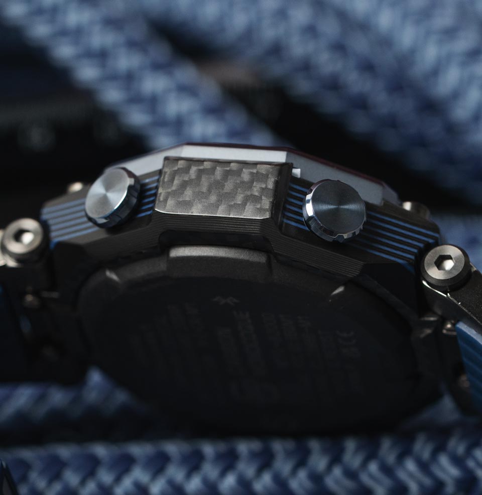 MTG-B2000YBD-2A Blue Fusion Dual Core Guard structure