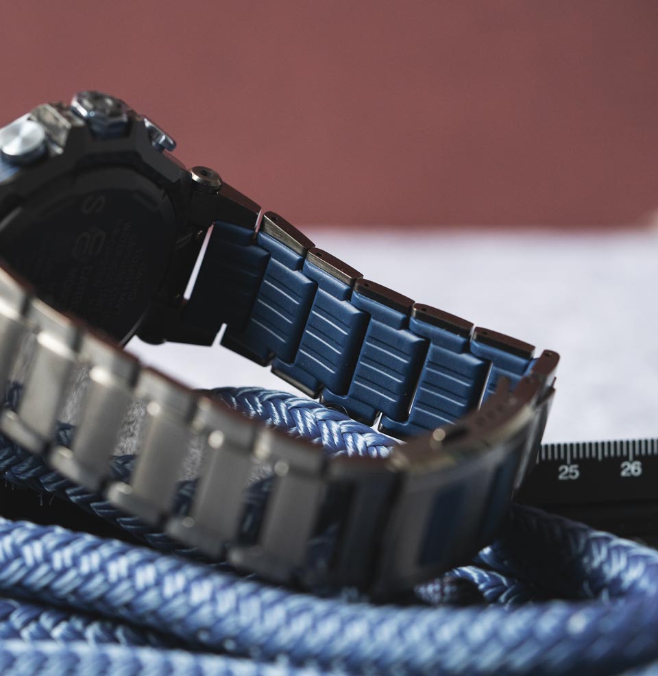 MTG-B2000YBD-2A Blue Fusion Layered Composite Band