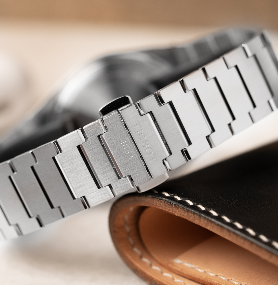 PRX Quartz 40mm Integrated Bracelet 