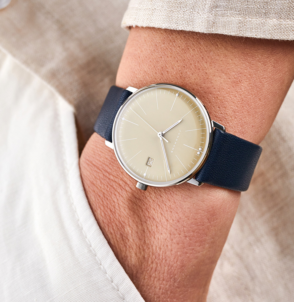 Max Bill Damen Quartz 32.7mm case