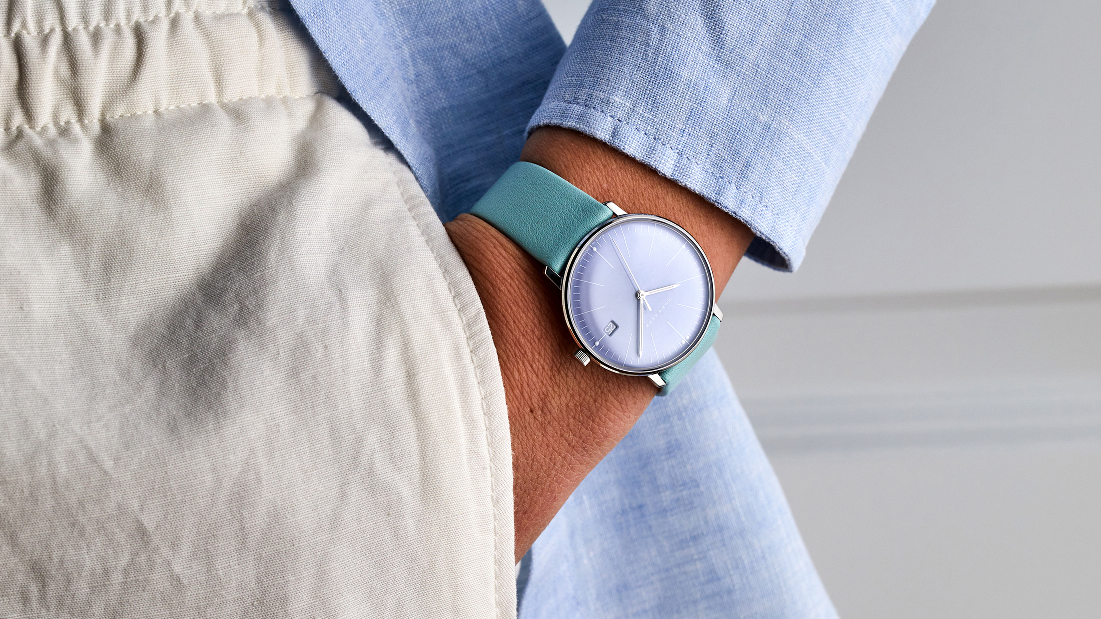 Max Bill、Struktur mit drei Farben Junghans Unveils Three New Max Bill Damen 33MM In Pastel