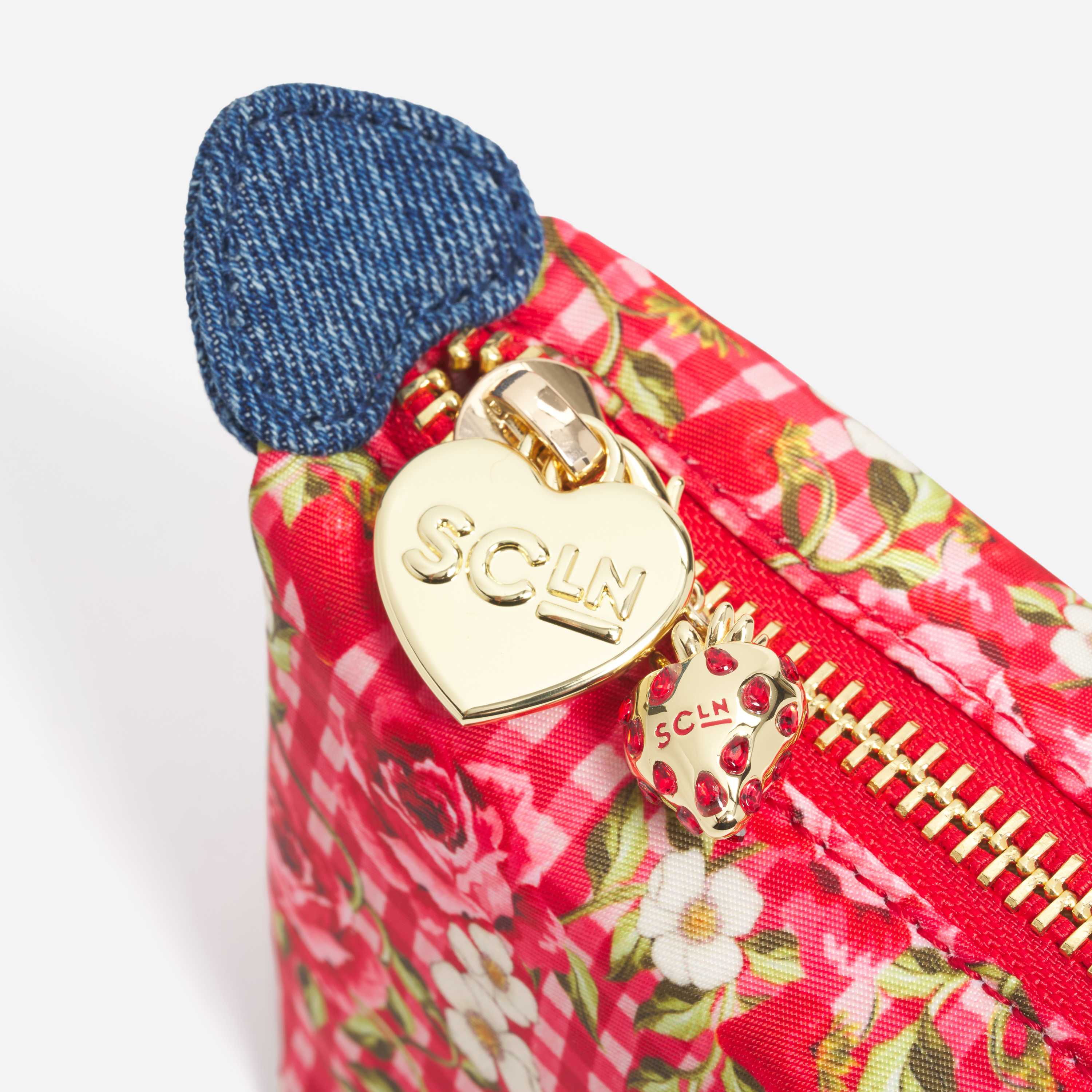Pouchette 01