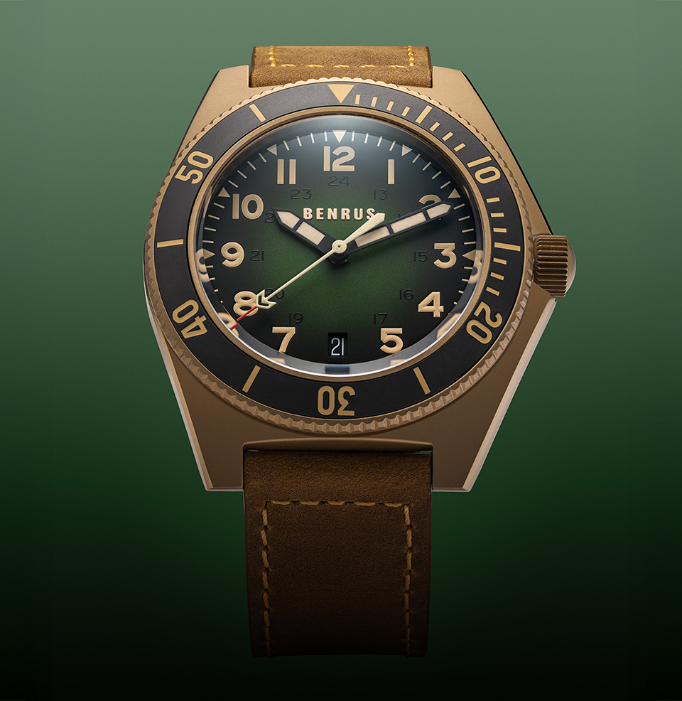 TYPE 2 UJ Green Fume Dial
