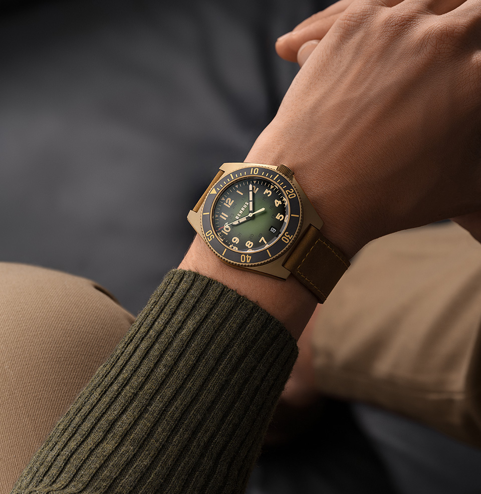 TYPE 2 UJ 41.5mm stainless steel case