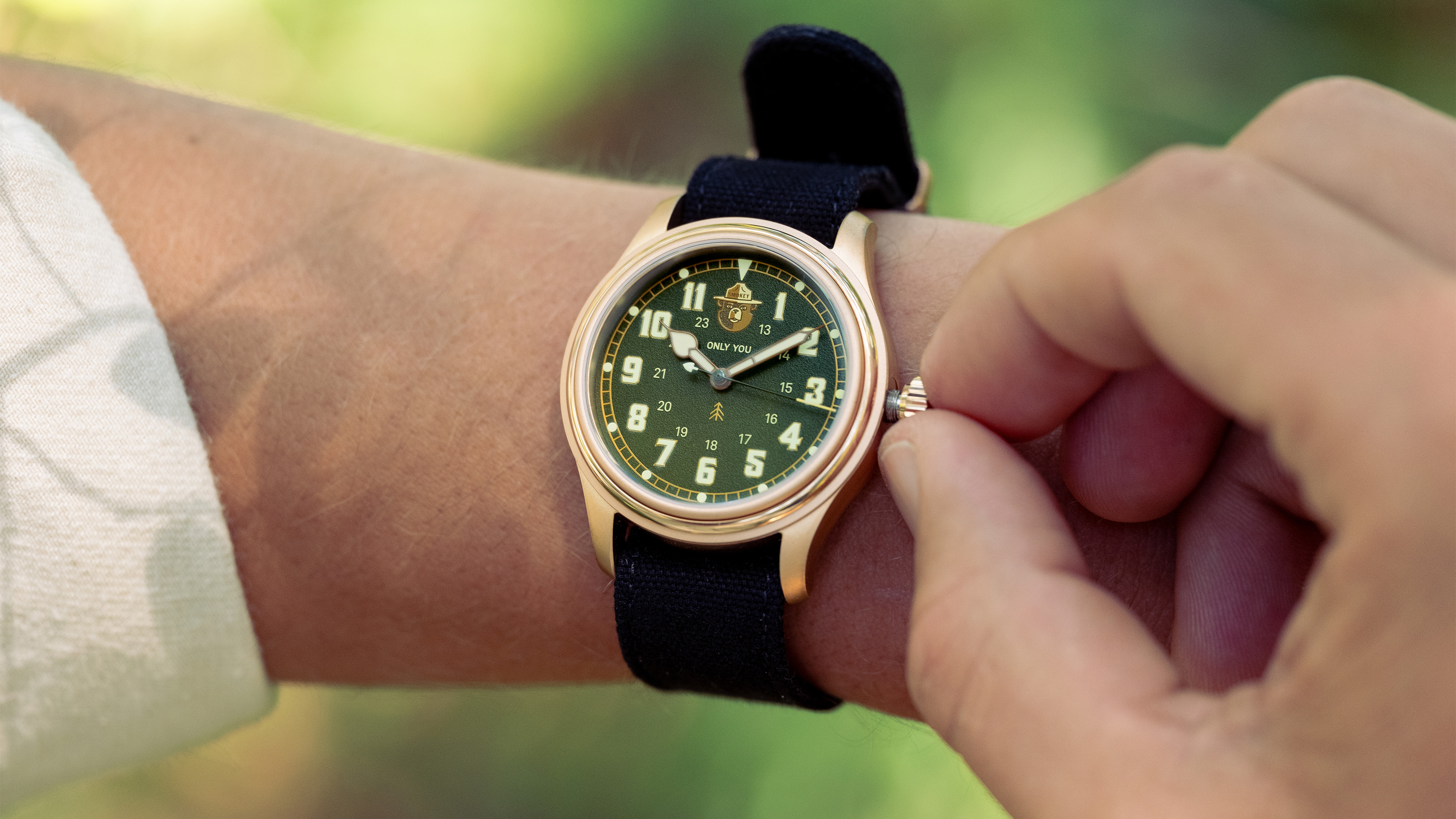 VERO Smokey Bear 80th Edition Forest Green Watch – Windup Watch Shop