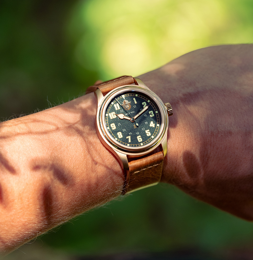 VERO Smokey Bear 80th Edition Forest Green Watch Versatile 38mm Sizing