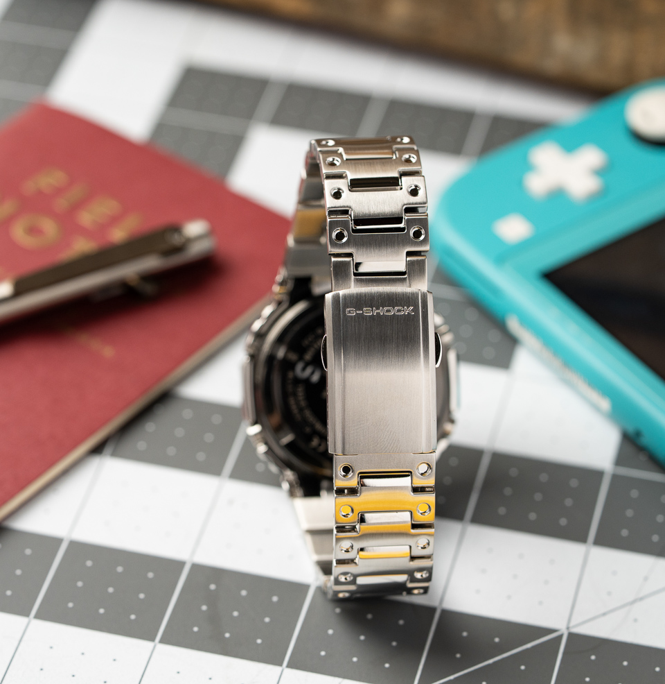 Full Metal “Origin” Series Multiple featuresPush Button Clasp