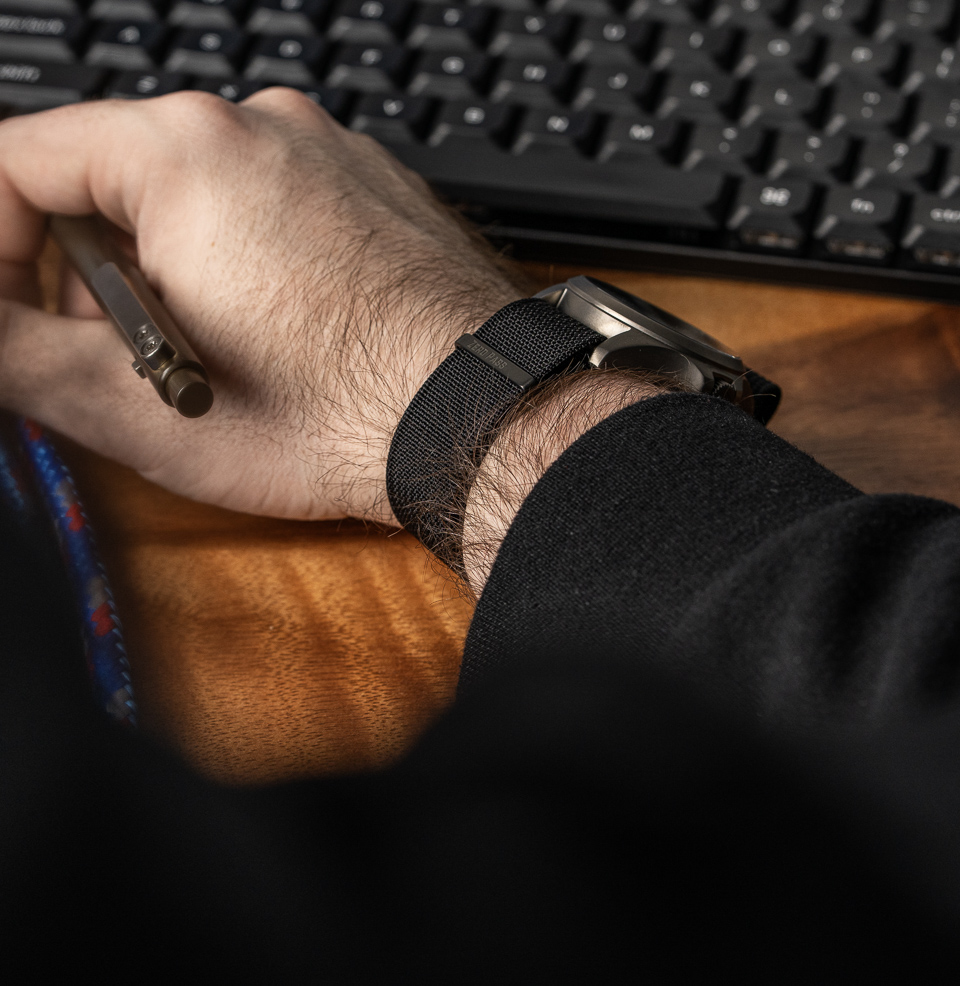 Black PVD Zero-Pass Ribbed Nylon Strap Ribbed Nylon