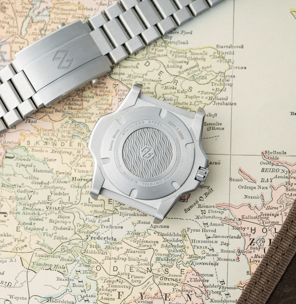 REEF 39.5mm Automatic Chronometer 300M Sellita SW300-1