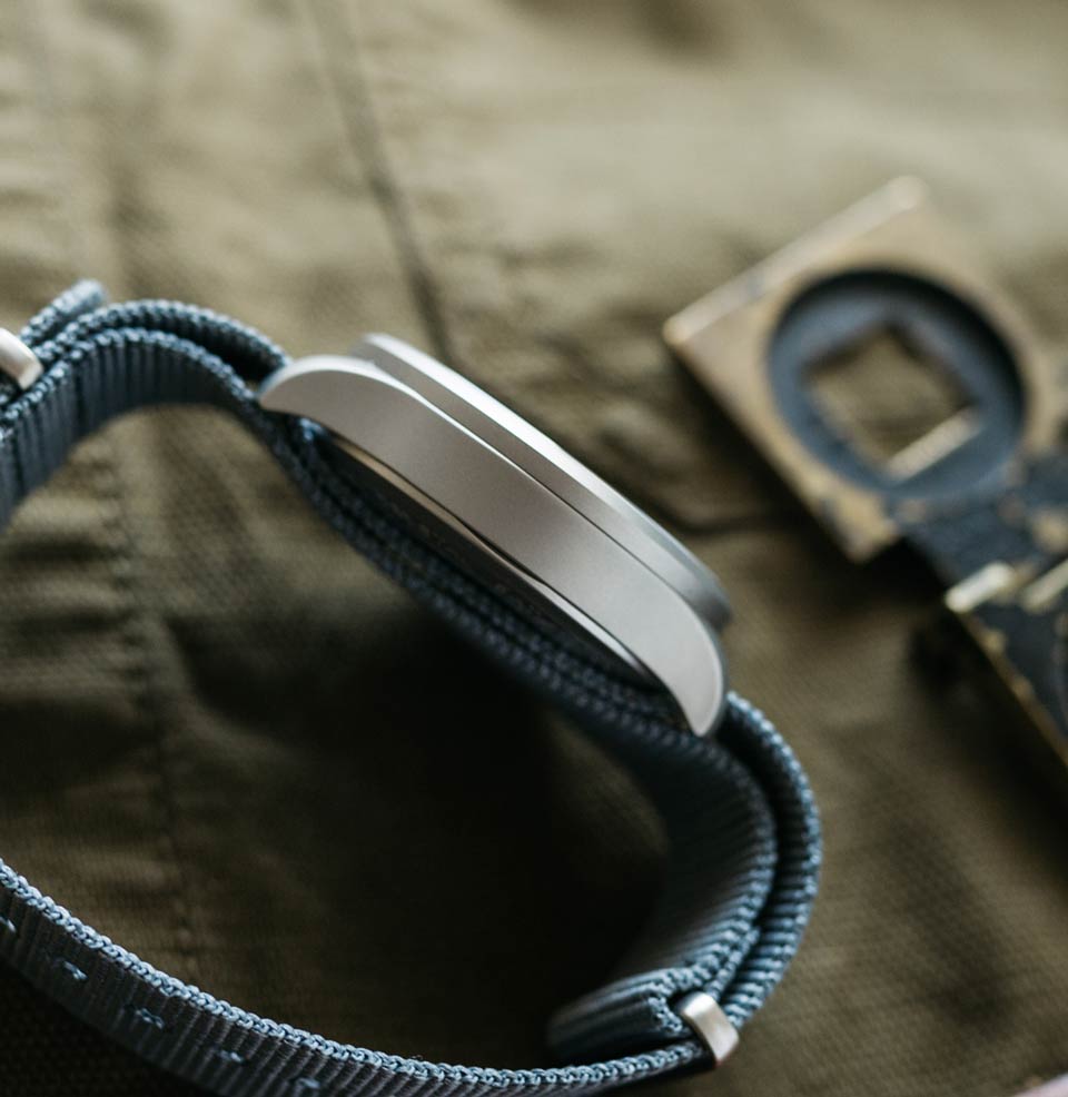 Aachen Blaue Stunde 39mm Automatic | Blue Dial Matte steel case