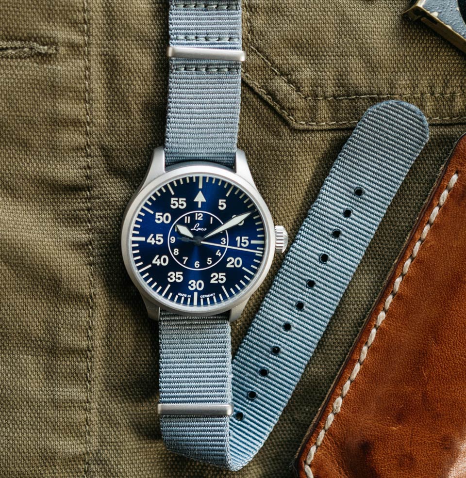 Aachen Blaue Stunde 39mm Automatic | Blue Dial Watch – Windup