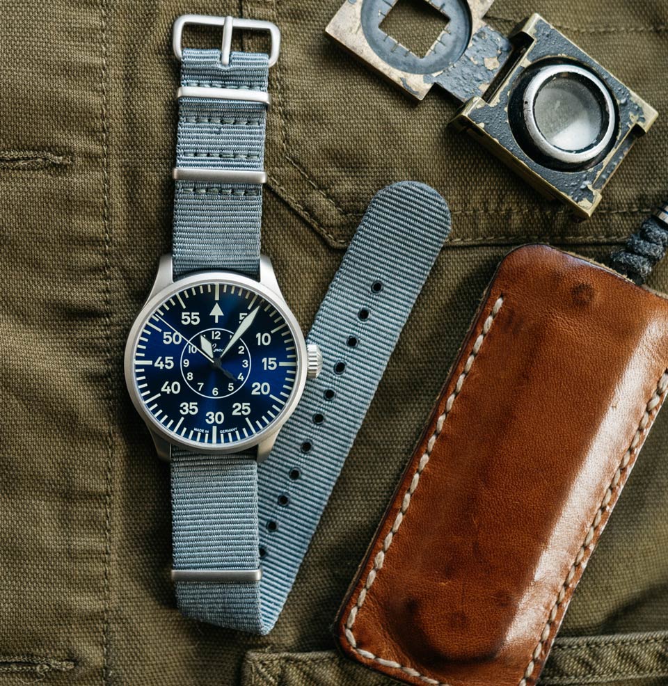 Aachen Blaue Stunde 42mm Automatic | Blue Dial Cool gray nylon strap