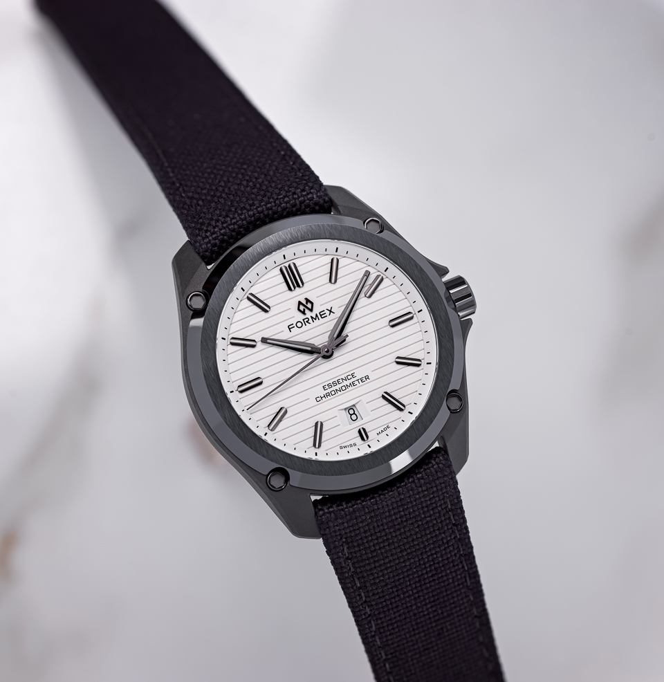 Essence Leggera 41mm The Essence Leggera