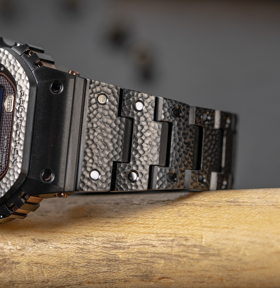 MRG‑B5000HT‑1 “Hand‑Hammered Tsuiki Edition” Bracelet hammered 