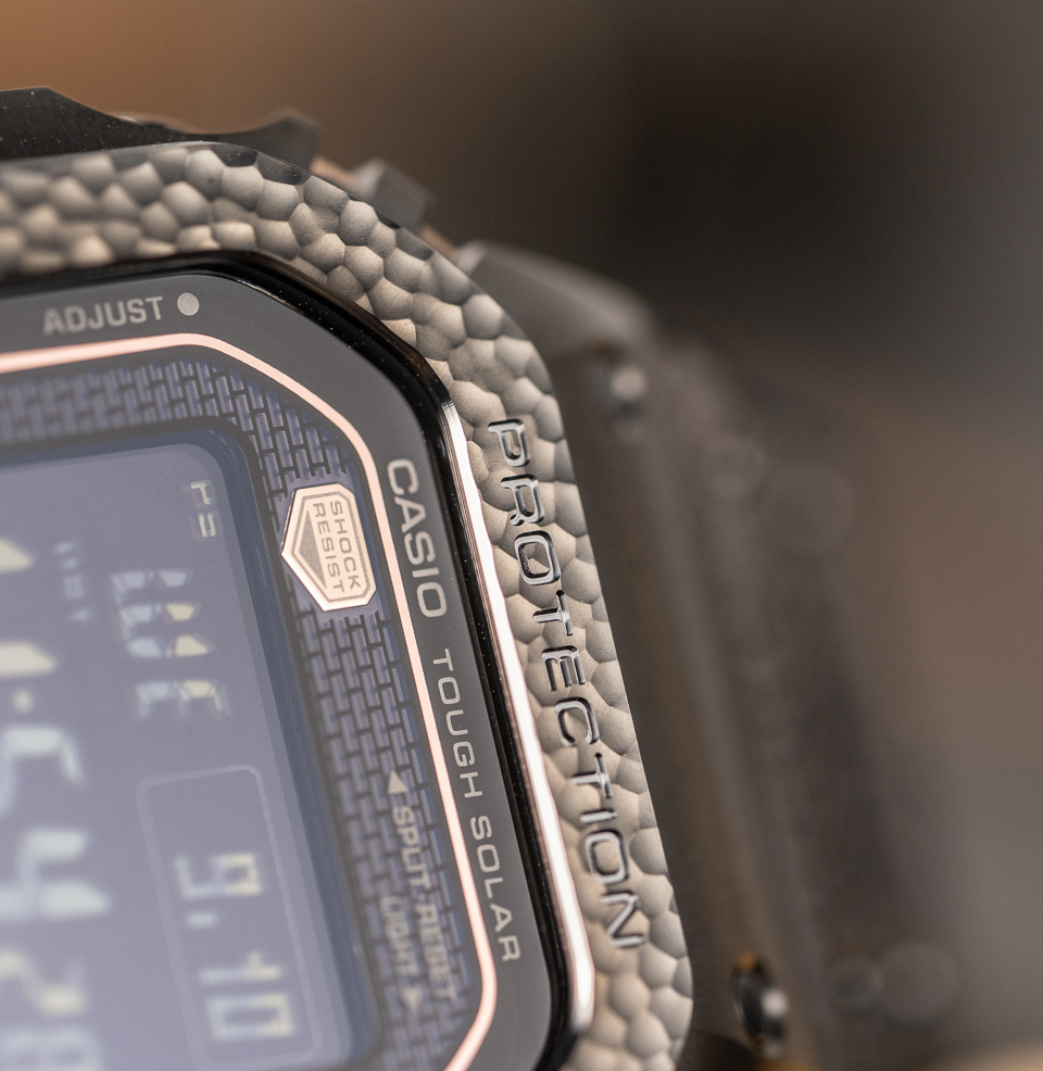 MRG‑B5000HT‑1 “Hand‑Hammered Tsuiki Edition” Hand-hammered tsuiki bezel