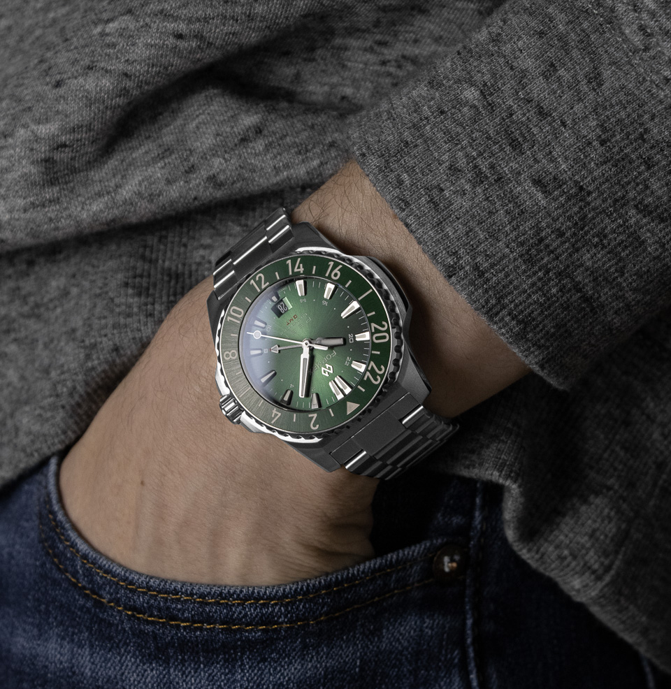 Reef GMT 42 mm 42mm stainless steel case