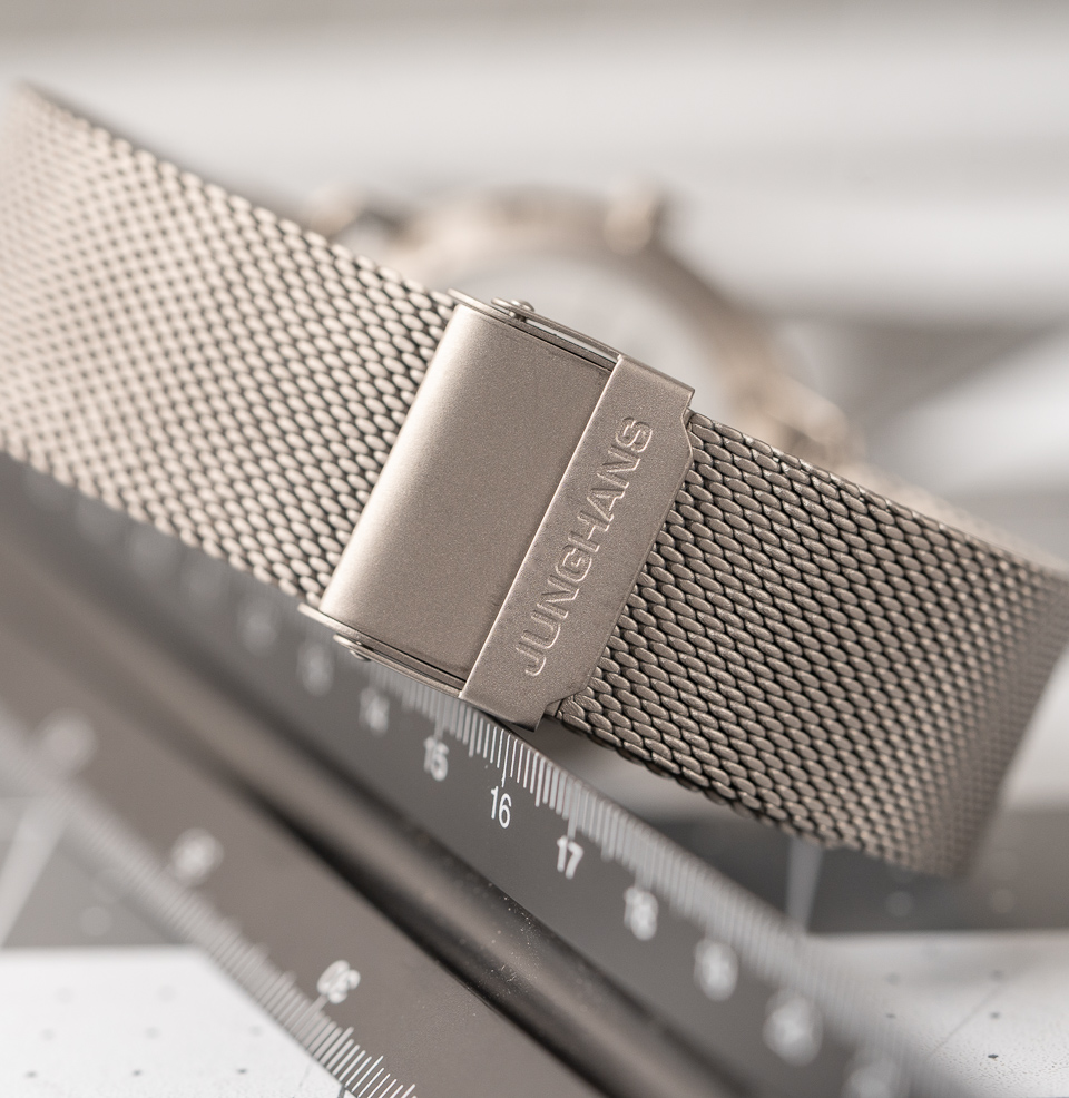 Max Bill MEGA Solar Titanium Titanium Milanese Bracelet