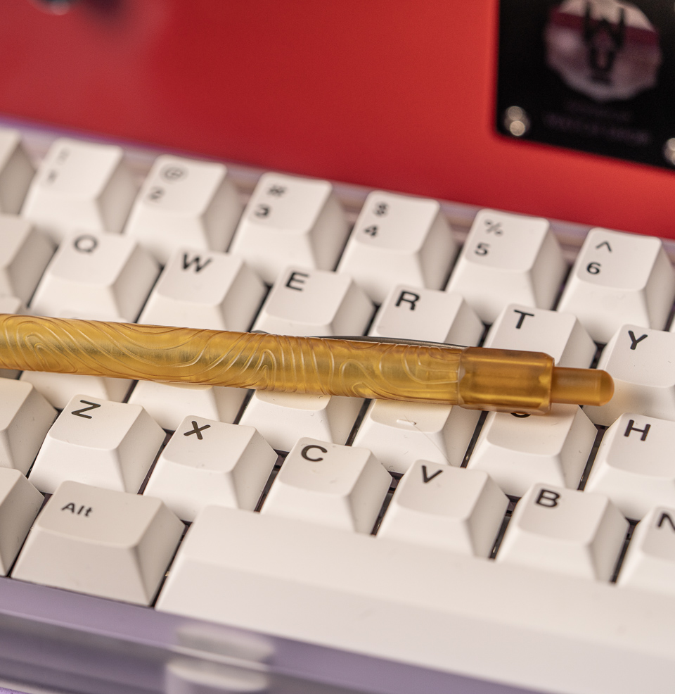Ultem DraftTitan Mechanical Pencil by Maratac® - Gen 3 Transparent amber finish
