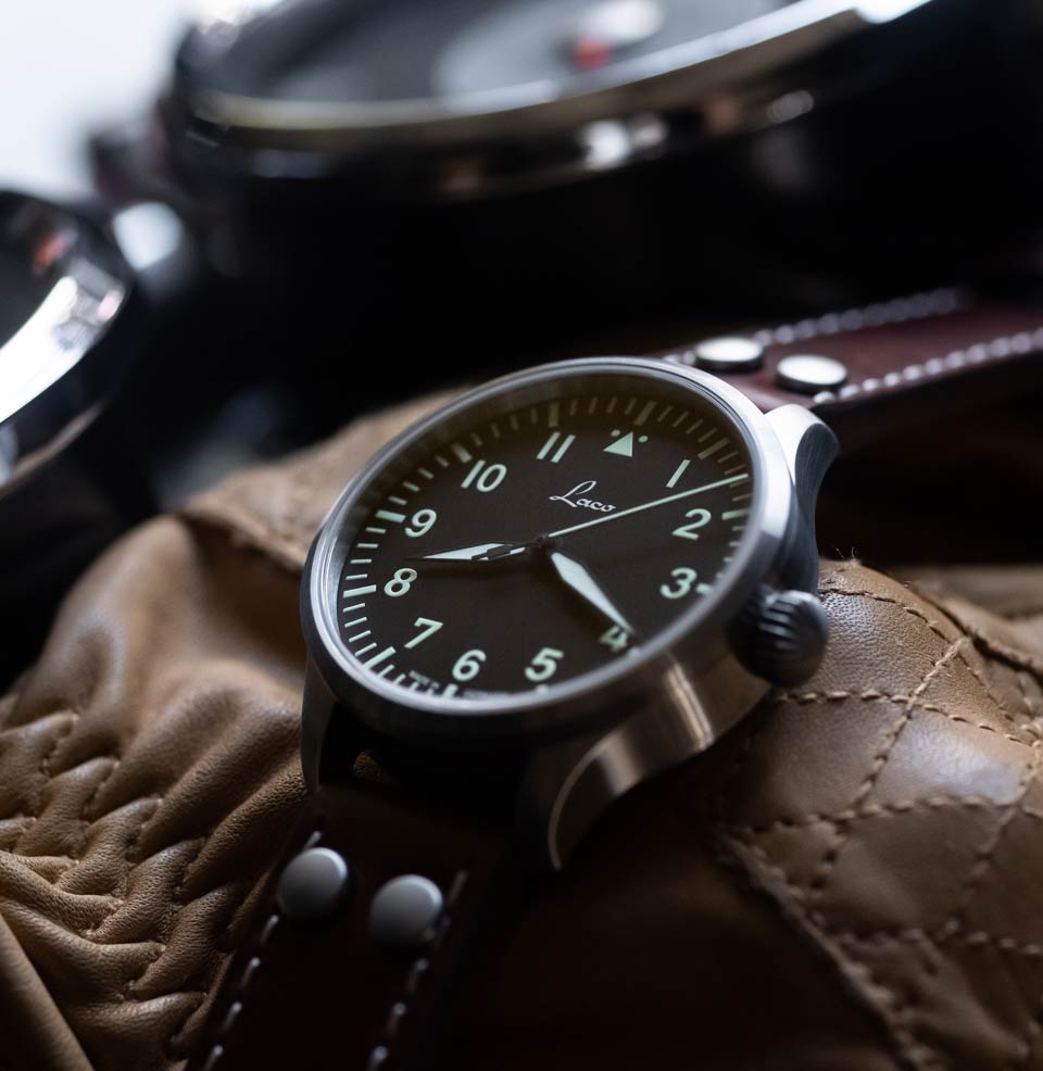 Augsburg 39mm Automatic | Black Dial Roman Sword Hands