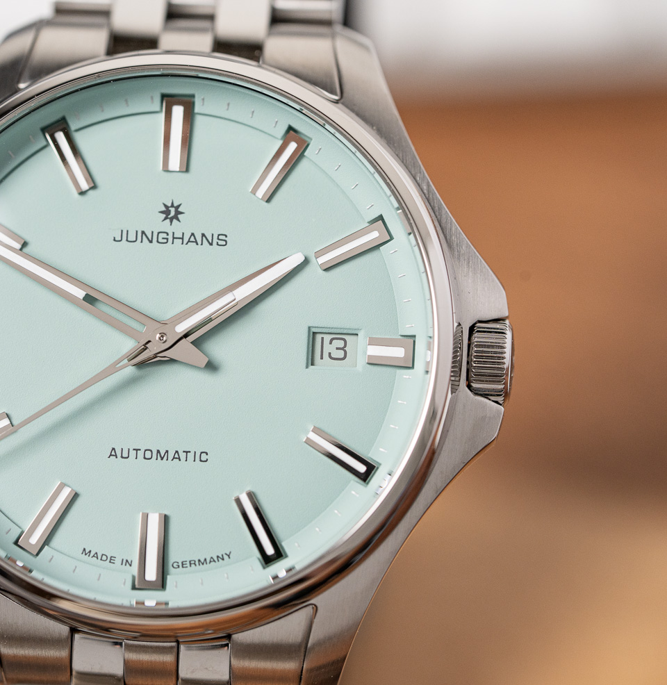 Meister S Automatic 36 A matte green dial