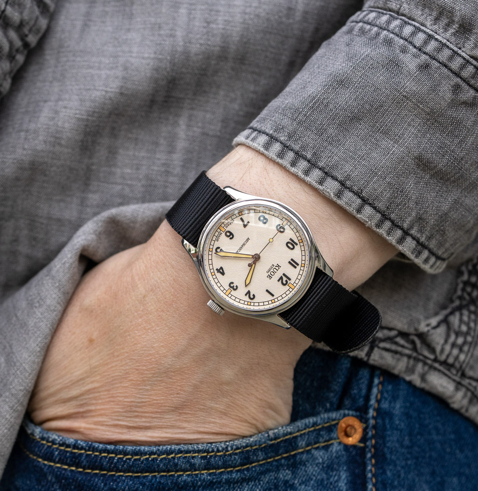 OLD SMITH 90-002 38mm 38mm Stainless Steel Case