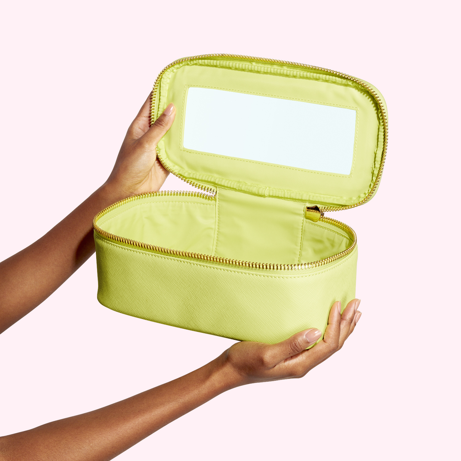 What Fits: Open Top Mirror Pouch