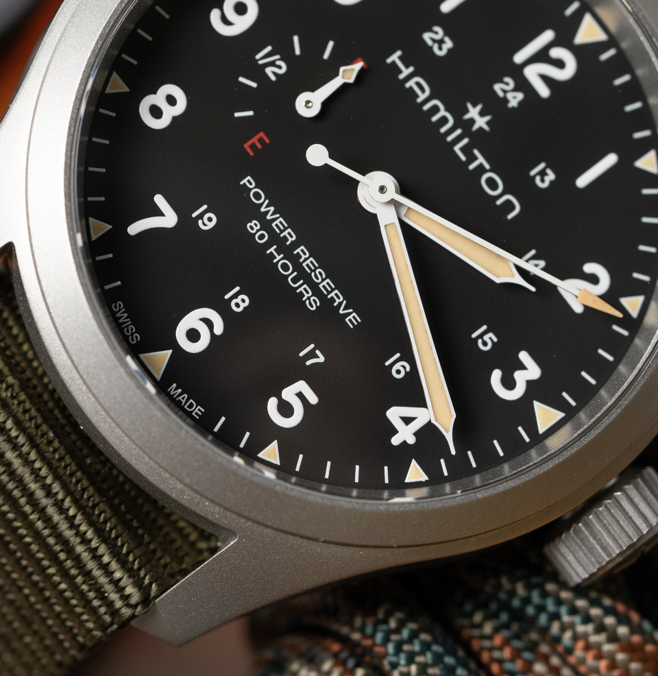 Khaki Field Mechanical Power Reserve 40 mm Sapphire crystal
