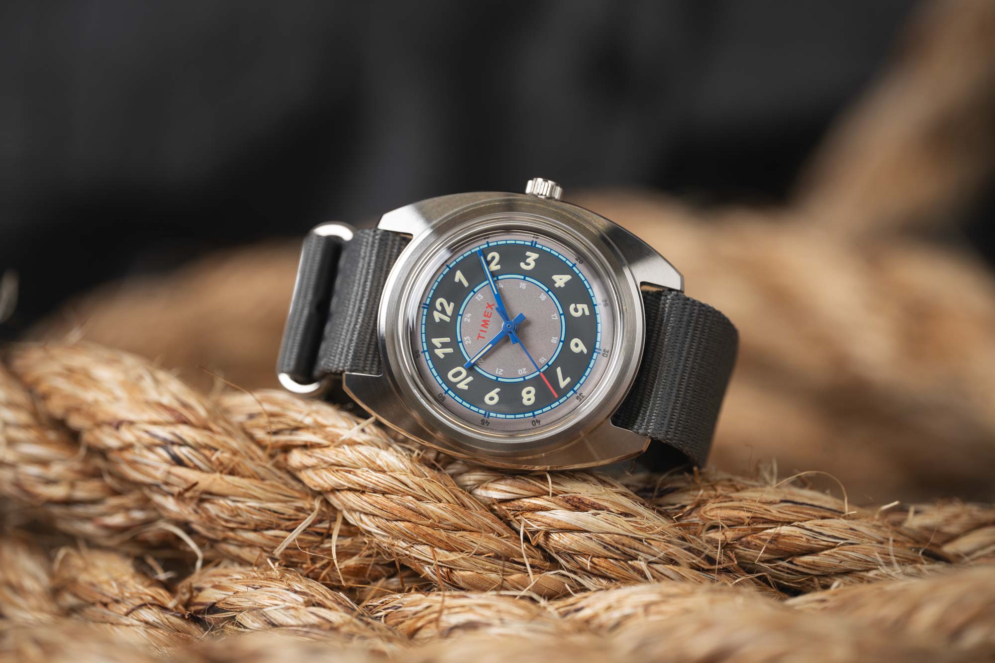 Timex x Worn & Wound Field Watch w/a Twist – Windup Watch Shop