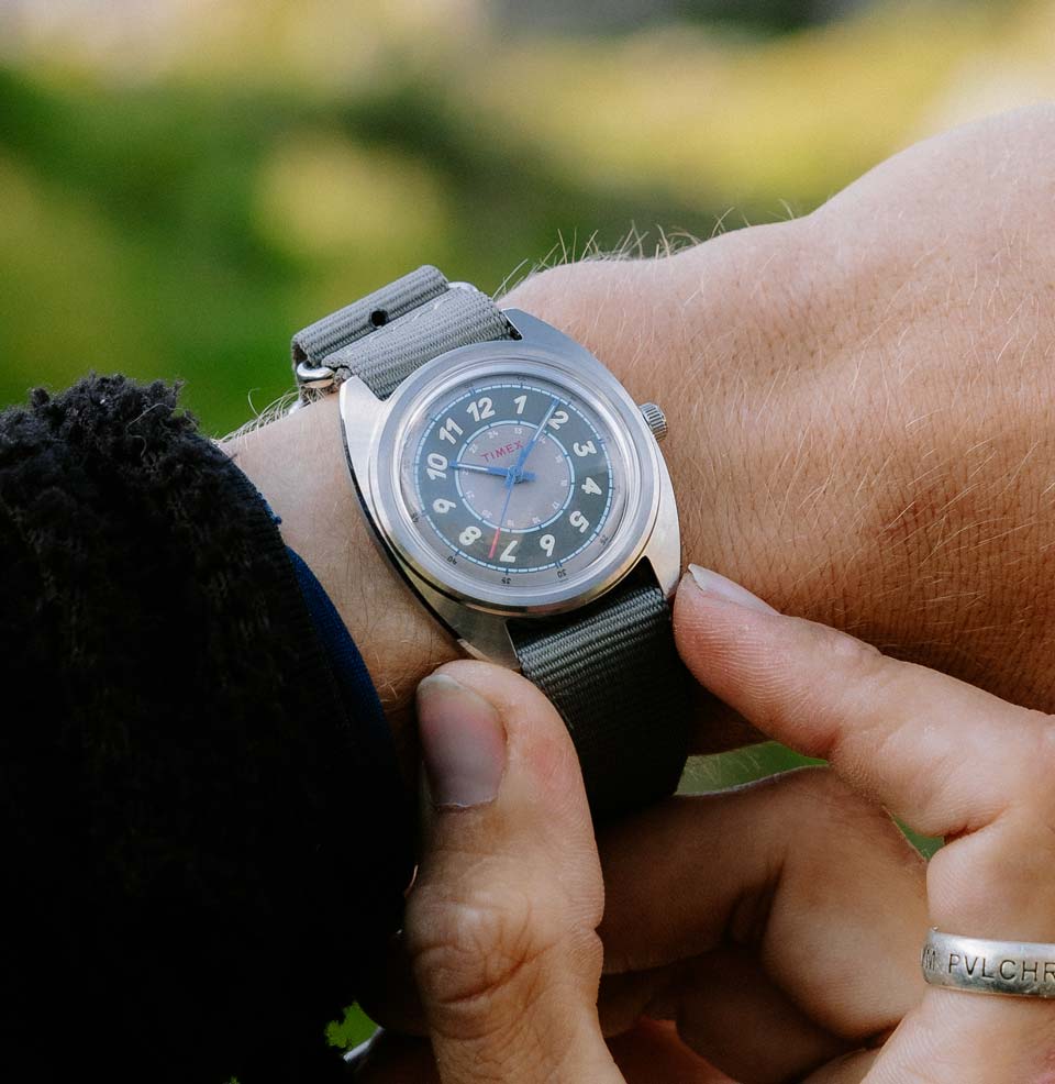 Timex x Worn & Wound Field Watch w/a Twist - Preorder 37mm for vintage style