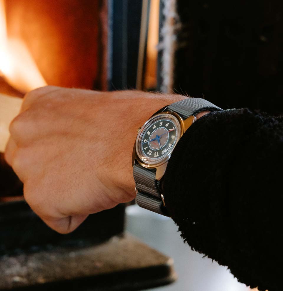 Timex x Worn & Wound Field Watch w/a Twist - Preorder A dynamic dial