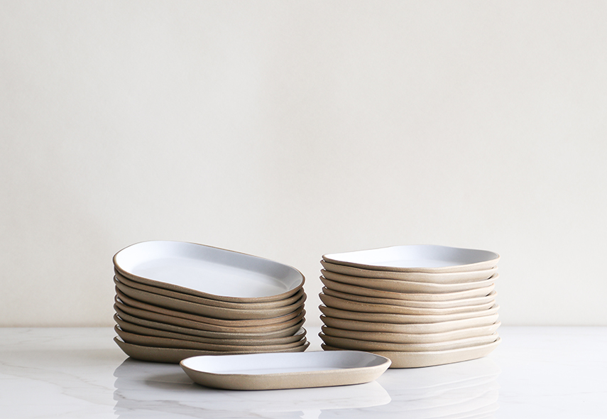 lot-of-24-small-oval-platters