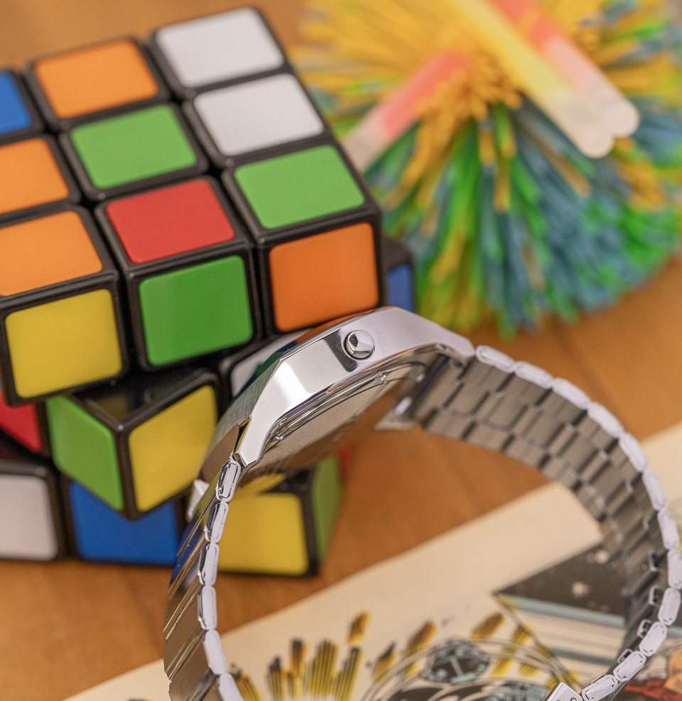 Q Timex 1975 SSQ Digital Reissue 13mm thick