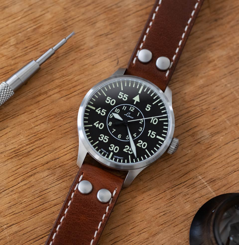 Aachen 39mm Automatic | Black Dial Riveted leather strap