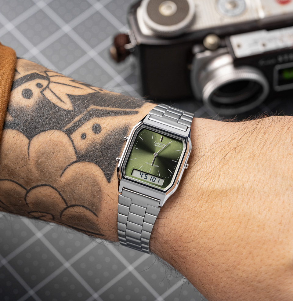 AQ‑230 Series 29.8mm Stainless Steel Case