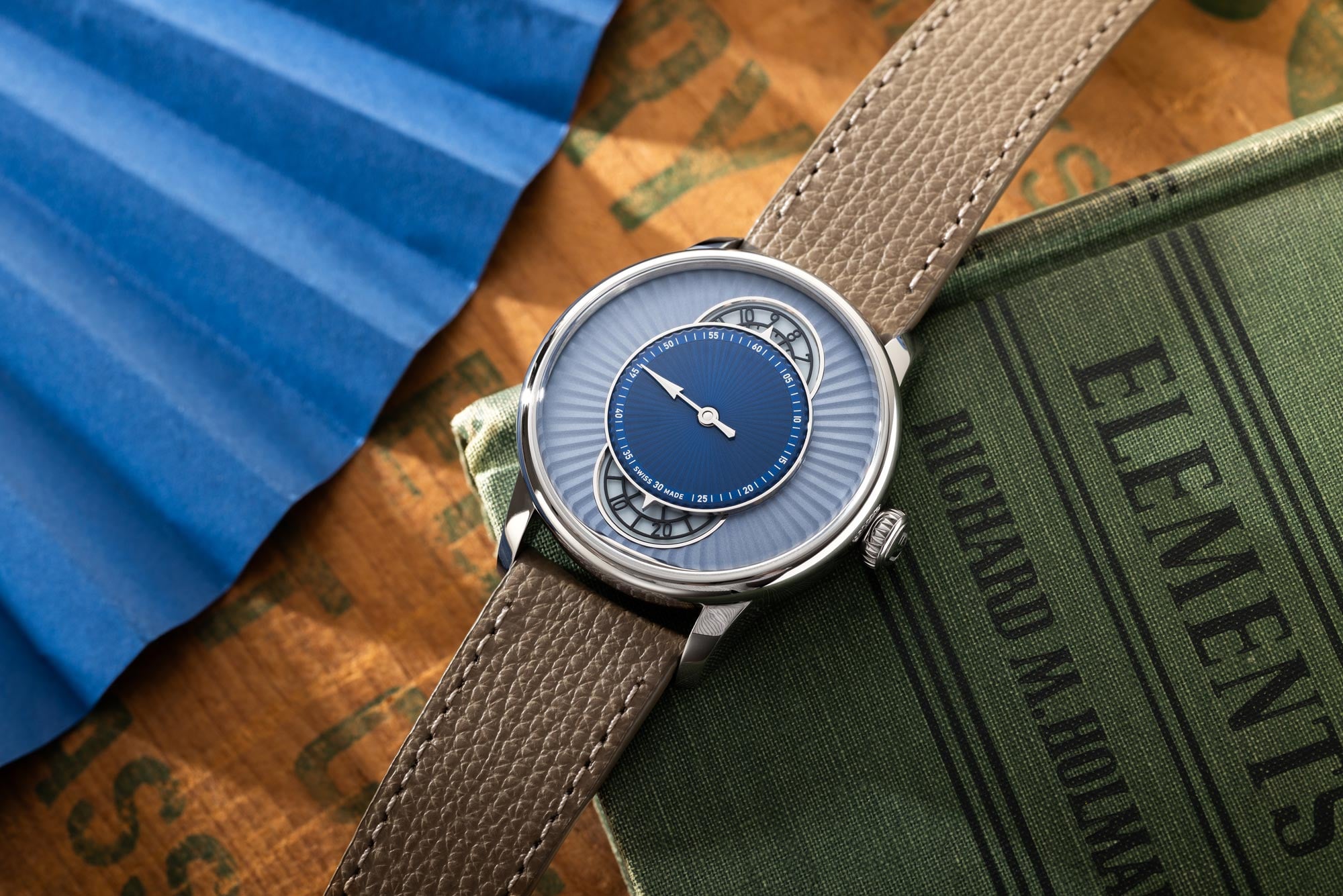 Le Régulateur Louis Erard x Worn & Wound Watch – Windup Watch Shop