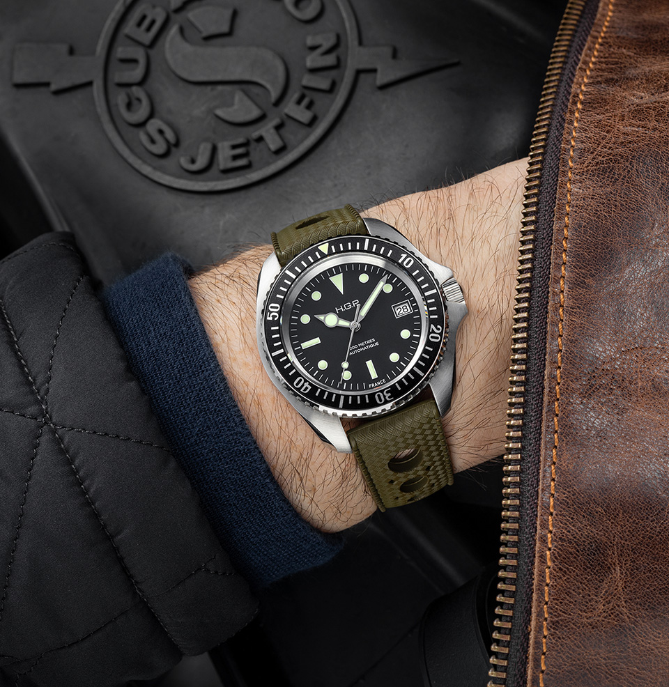 Diver 200M Automatic 42mm Stainless Steel Case