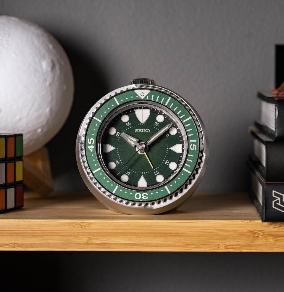 Mai Modern Rotating Bezel Alarm Clock Dive Watch Inspired Design