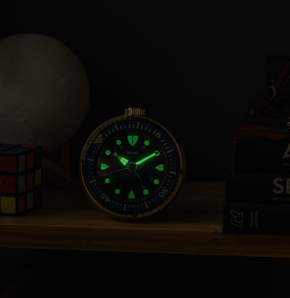 Mai Modern Rotating Bezel Alarm Clock Luminous Paint