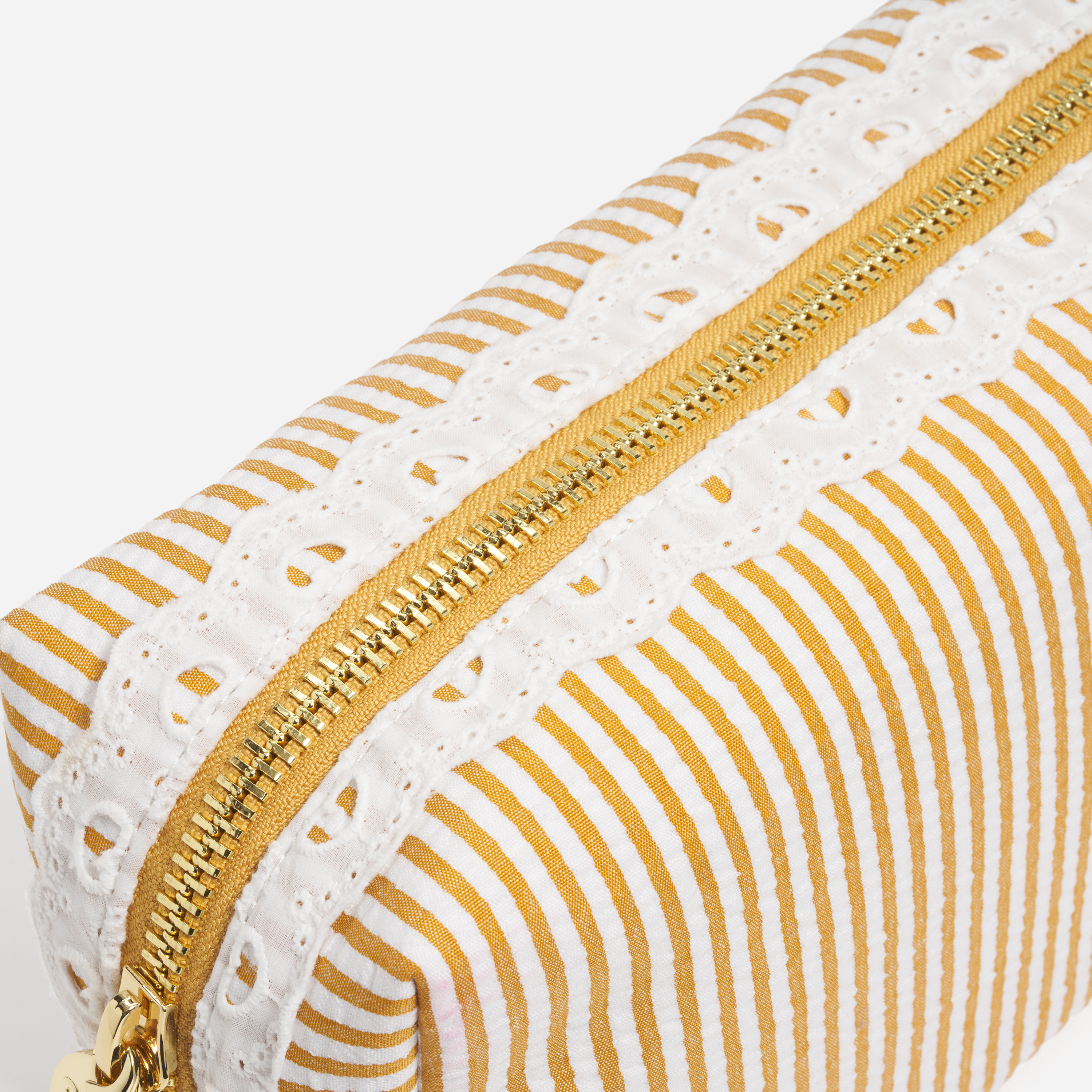 Medium Pouch