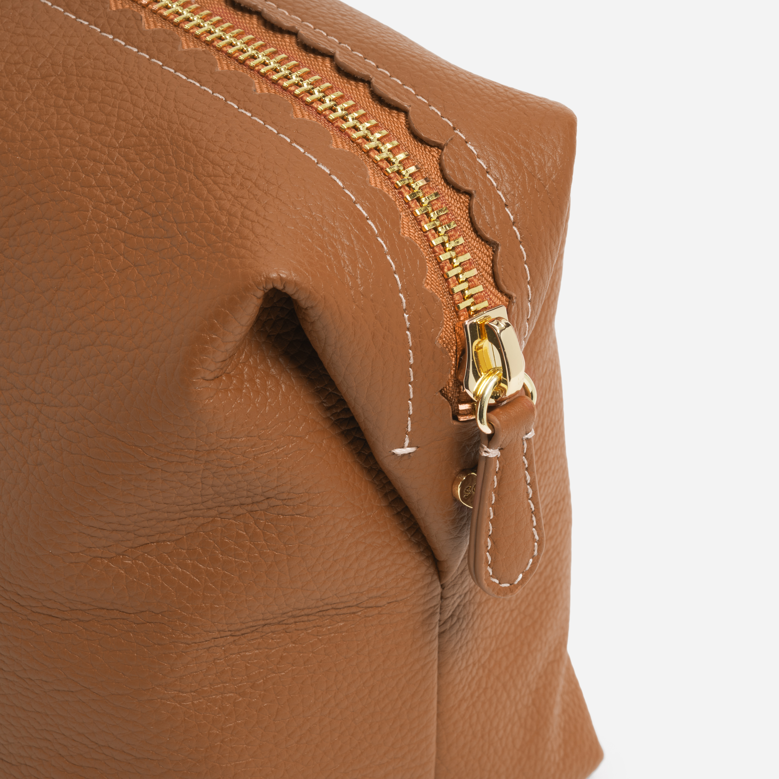 Henrietta Pouch 26